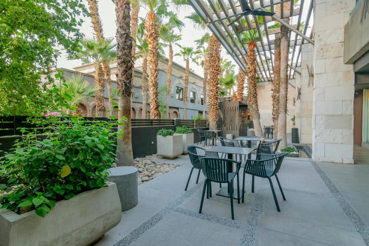 Hotel Lucerna Mexicali Exteriör bild